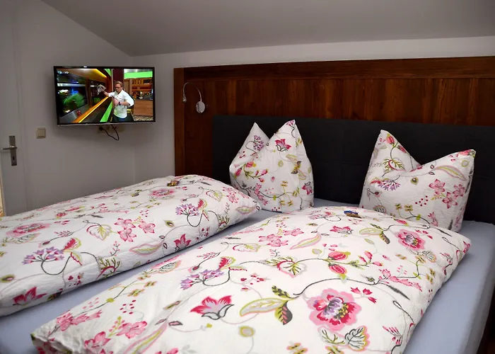 Alpen Gaestehaus B&B