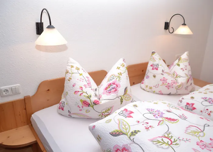 Alpen Gaestehaus B&B 3*