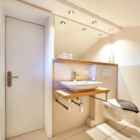 Couette-café Alpen Gaestehaus 3*