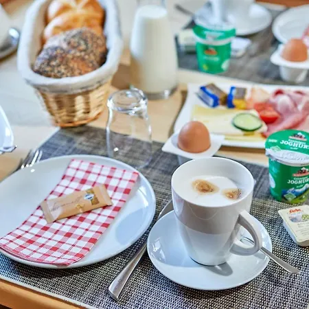 Couette-café Alpen Gaestehaus Bad Kohlgrub