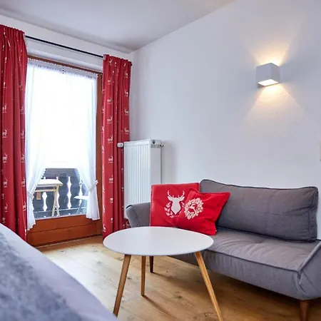 Alpen Gaestehaus Bed & Breakfast