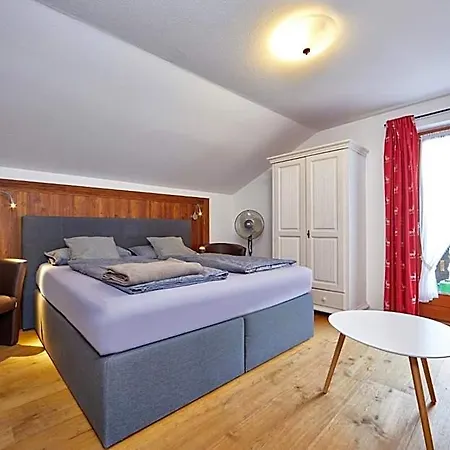 Alpen Gaestehaus Oda ve Kahvaltı