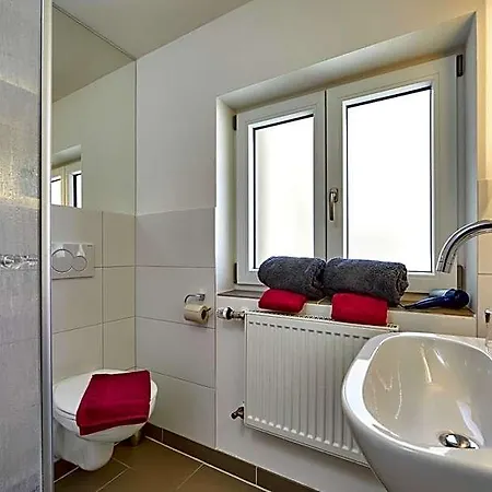 Alpen Gaestehaus 3*